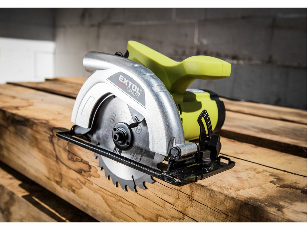 Kotúčová píla 1200W s kotúčom 160mm - Presné rezanie dreva a plastov