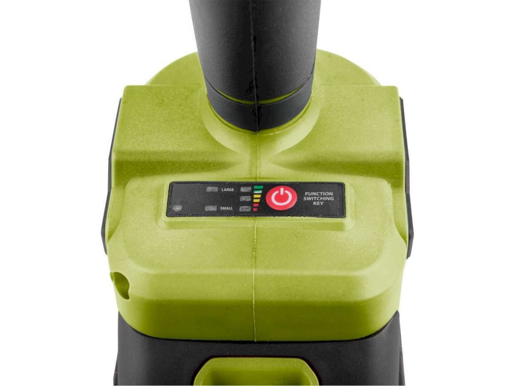 4. Akumulátorová píla na rezanie dreva, plastu a kovu pre dielňu aj záhradu