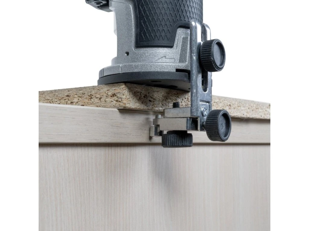 Akumulátorová horná frézka Procraft POB24 pre čisté hrany bez káblov