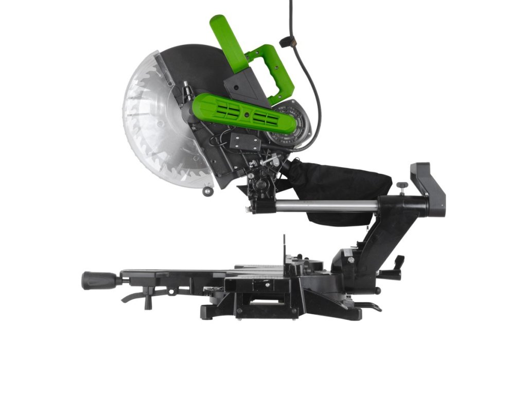 Presné priečne rezanie dreva a plastov v domácej dielni