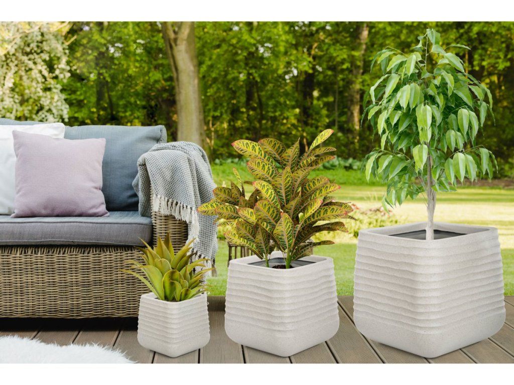 Kvetináč G21 Sand Cube pre celoročné skrášlenie terasy aj interiéru