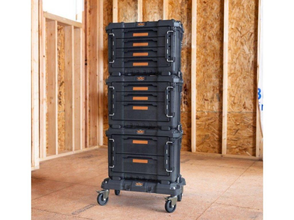 Odolný box na náradie so zásuvkami Keter ROC Pro Gear 2.0 s nosnosťou 20 kg