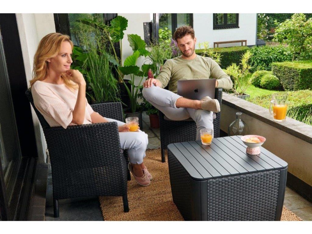 Záhradný stôl Keter Luzon Plus s úložným priestorom v grafitovej farbe