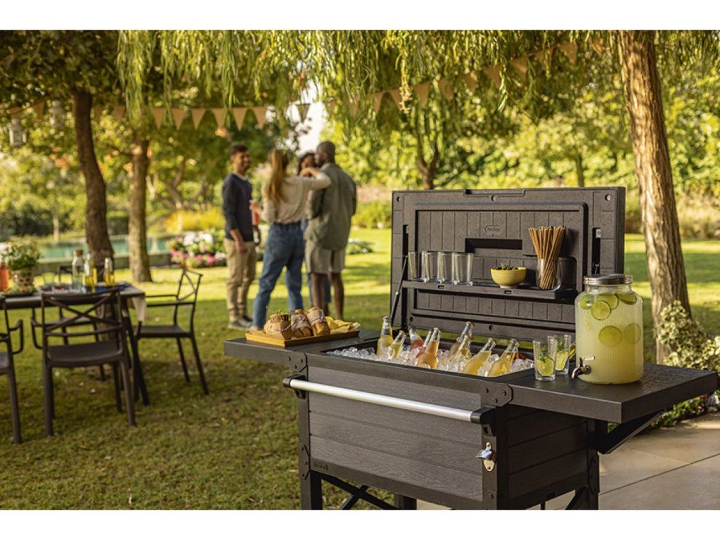 Záhradný stôl Keter Patio Cooler s chladiacim boxom