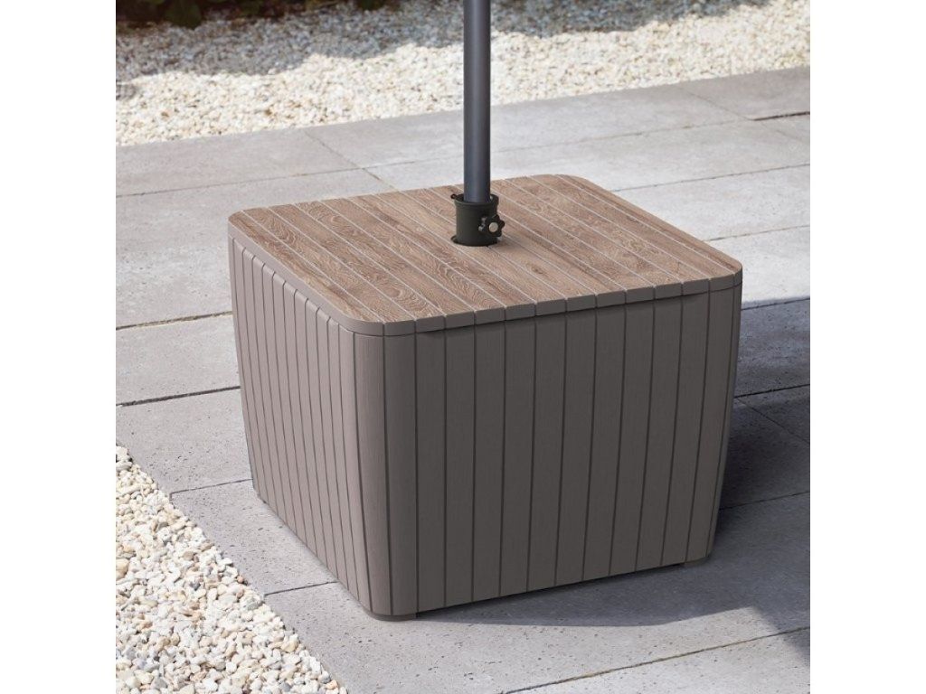 Stabilný záhradný stôl Keter Luzon Deco v dekore ashwood