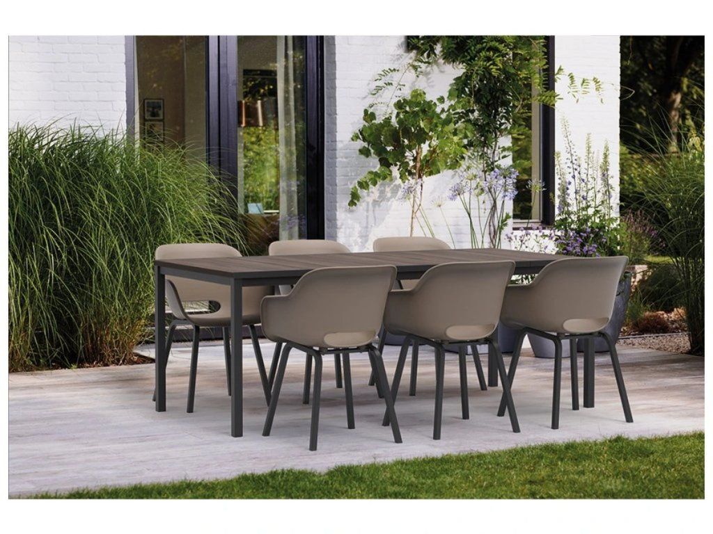 Záhradné kreslo Keter Noa cup cappuccino pre pohodlné sedenie na terase